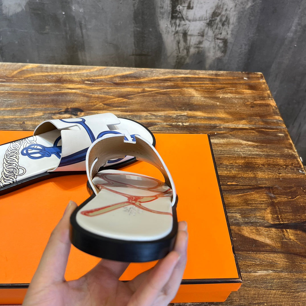 HERM Sandal