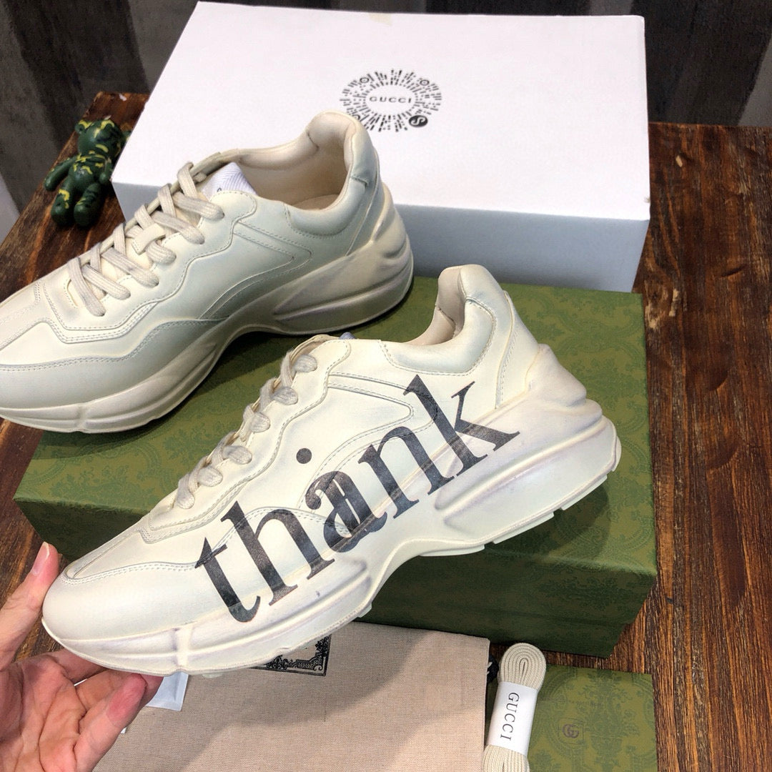 GUC Sneakers