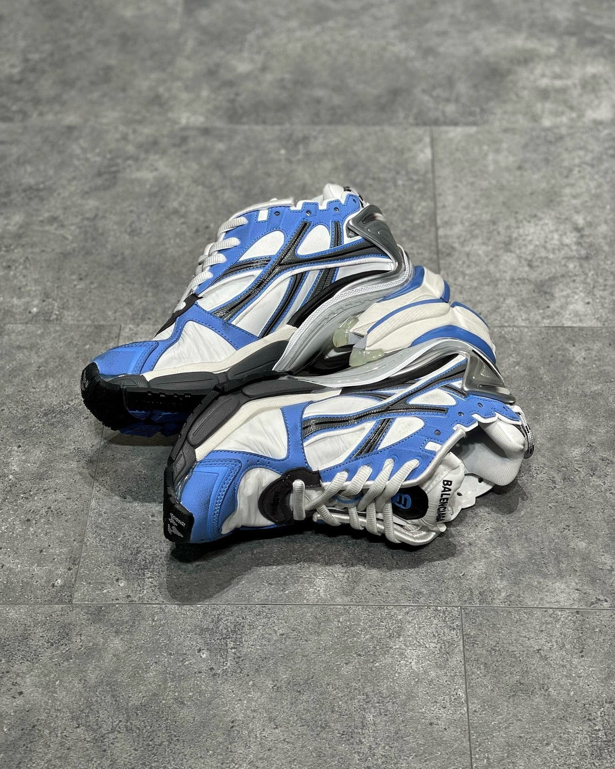 BLCG Sneakers