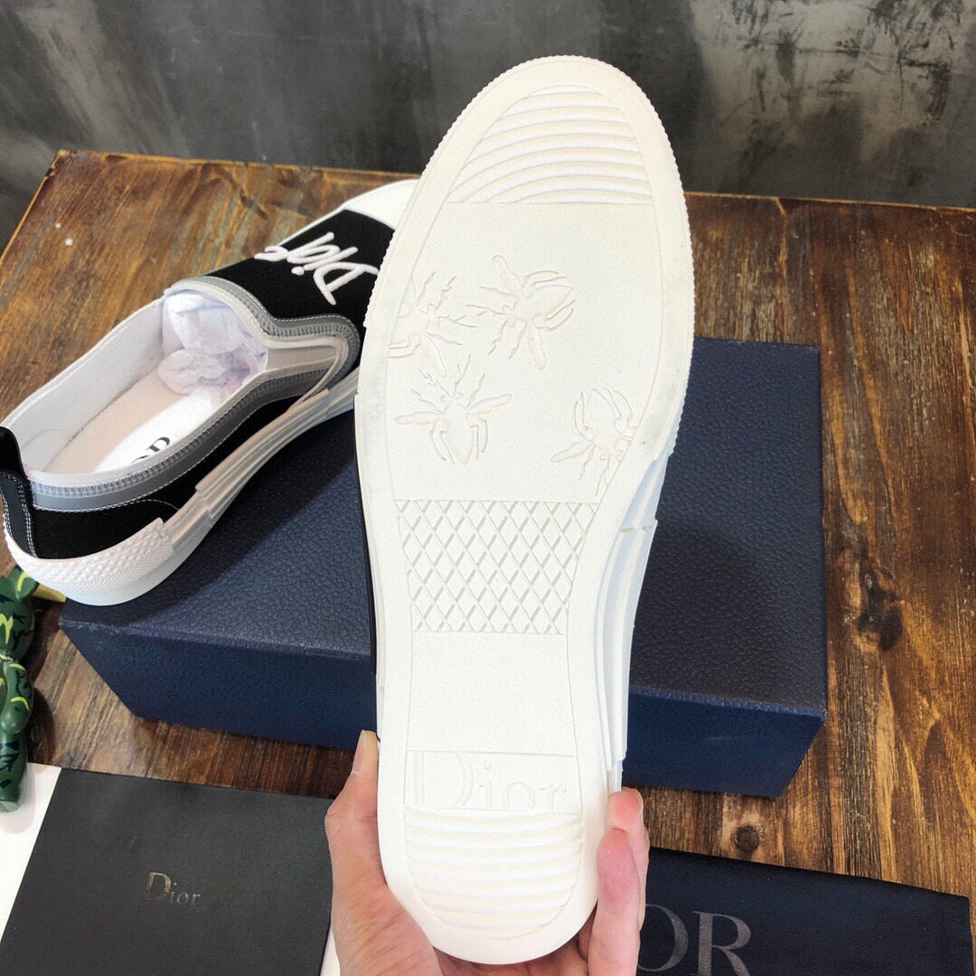 DIO Sneakers