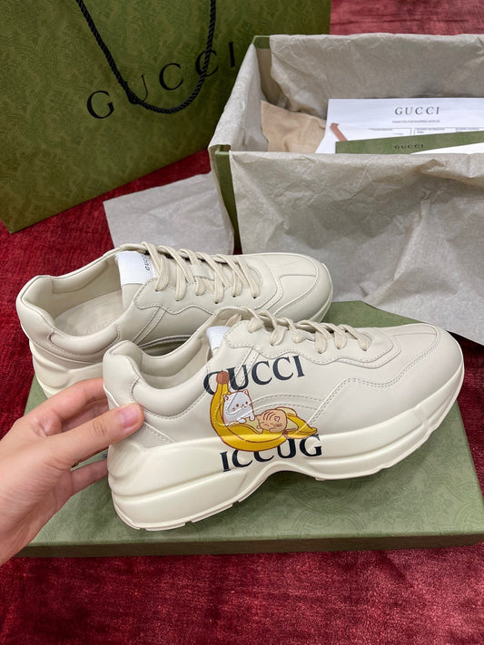 Sneakers & Shoes