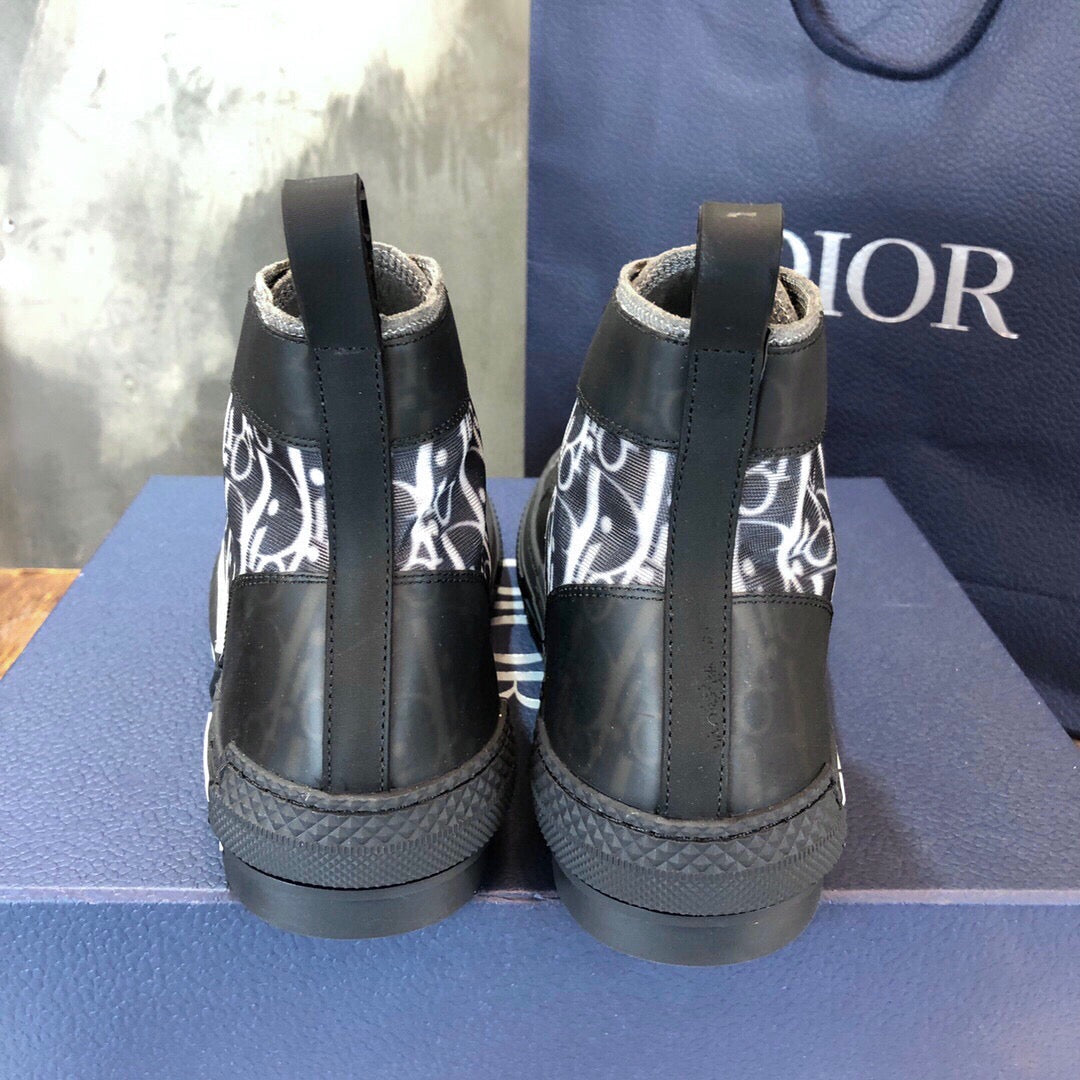 DIO Sneakers